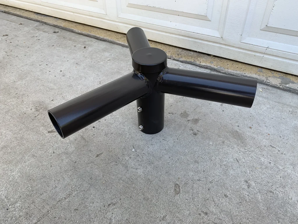 Three-way 120-degree tenon adapter for mounting light fixtures on a light pole